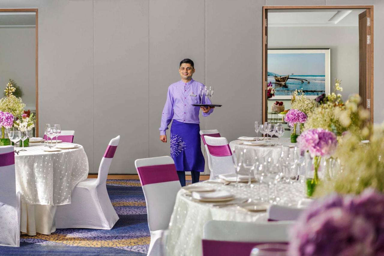 Vivanta Goa, Miramar Panaji Buitenkant foto